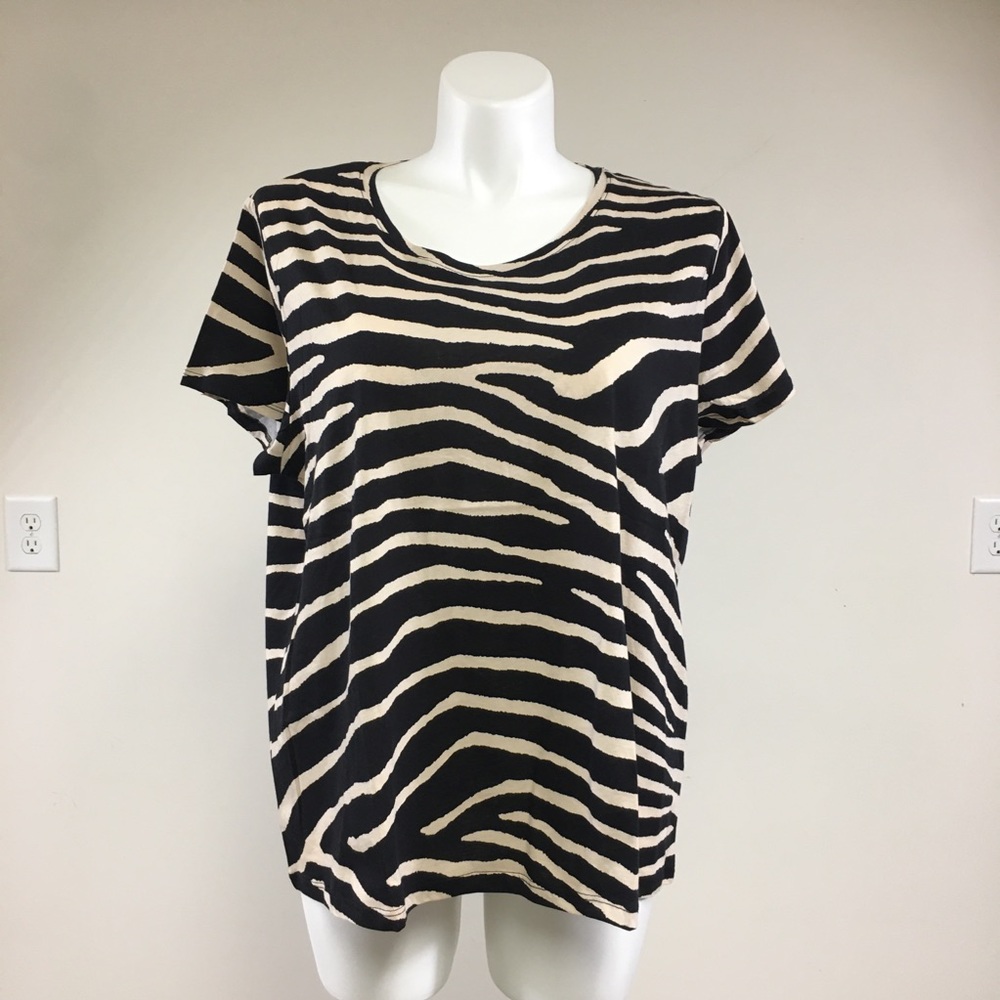 H & M Plus Size Zebra Print Tee